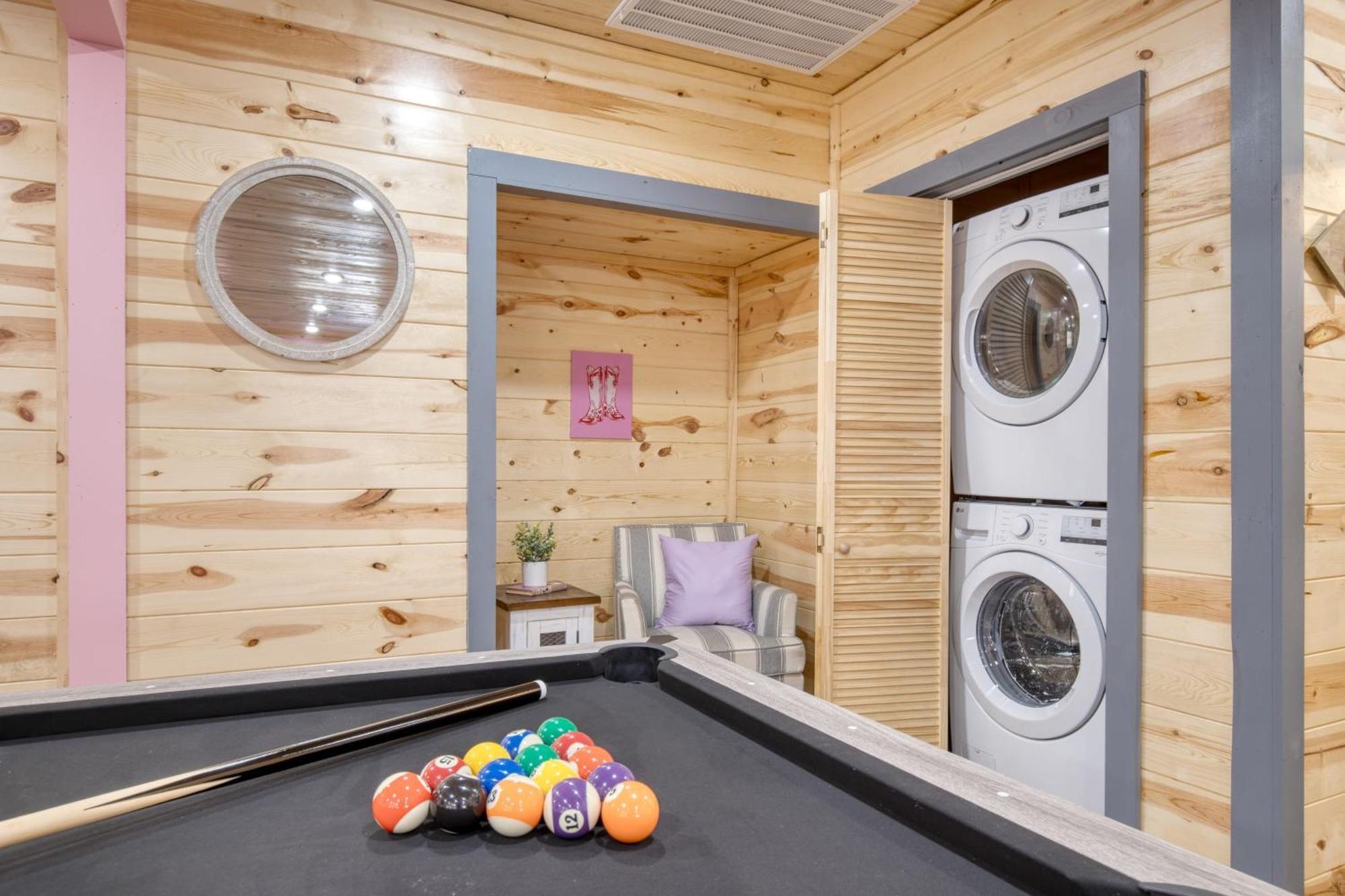 Pink Pines Avantstay Luxury Aesthetic Dream Home Indoor Pool Hot Tub Pigeon Forge Exterior foto